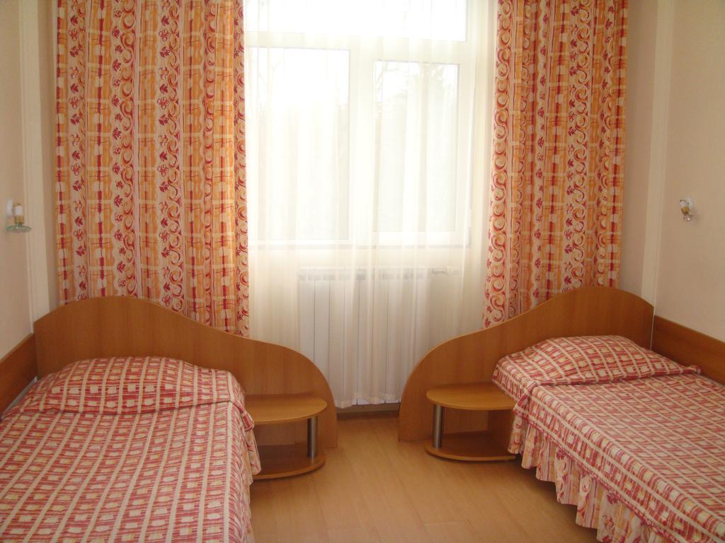Балнеохотел "Люляци" Vrabtsite Zimmer foto